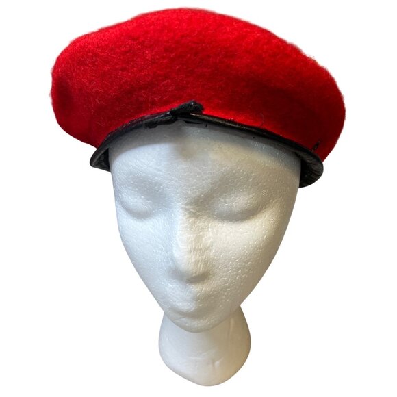 Vintage Classic Red & Black Wool Beret Hat Size Large (7.5”) - Picture 1 of 3